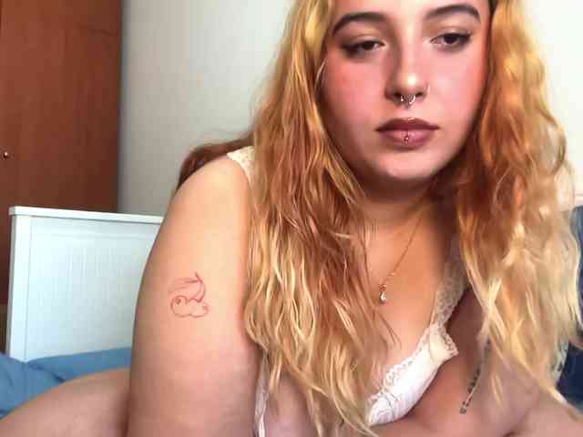 Modelo: bybabyblue