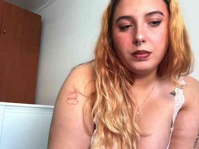 Modelo: bybabyblue