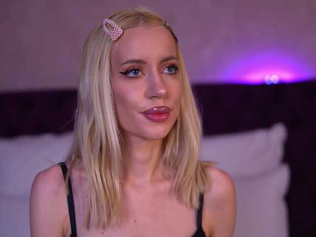 CaseyPosh live cam on BongaCams