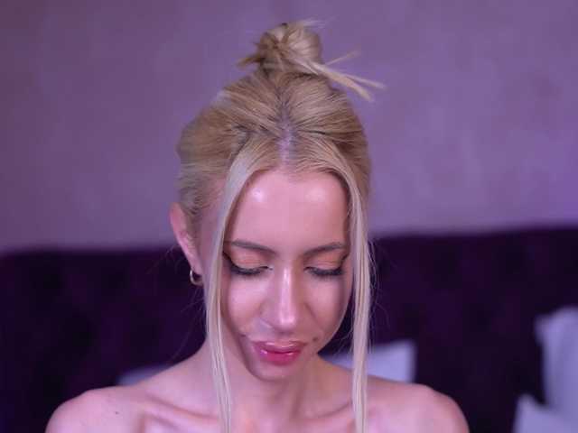 CaseyPosh live cam on BongaCams