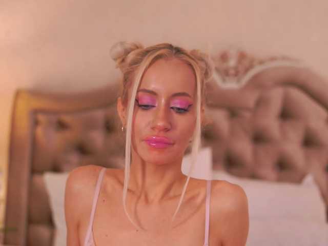 CaseyPosh live cam on BongaCams