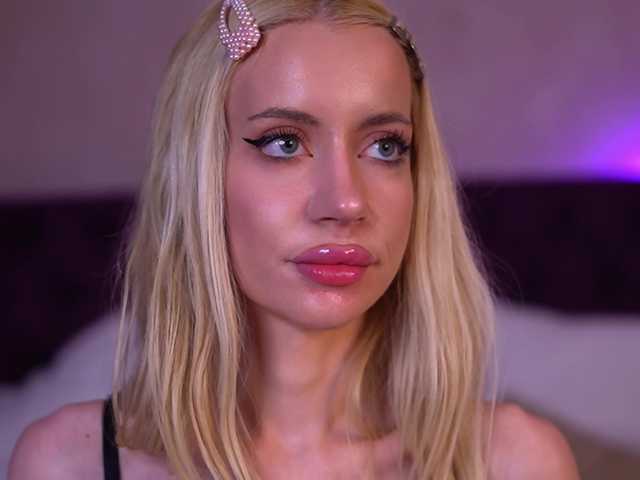 CaseyPosh live cam on BongaCams