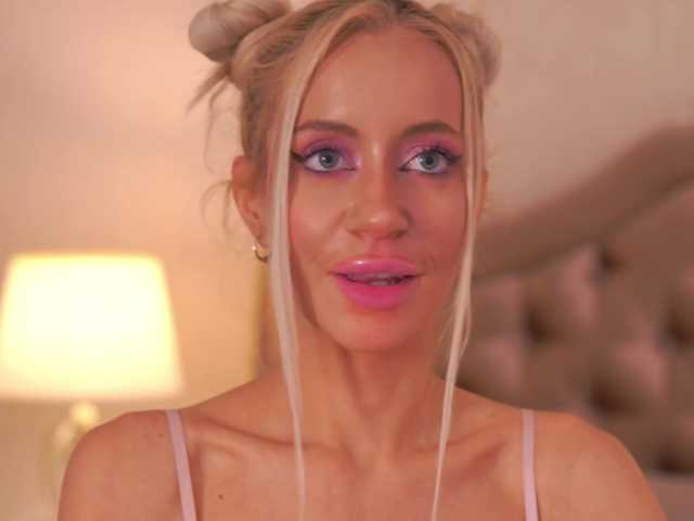 CaseyPosh live cam on BongaCams