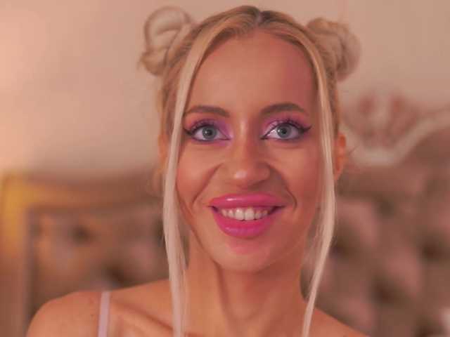 CaseyPosh live cam on BongaCams