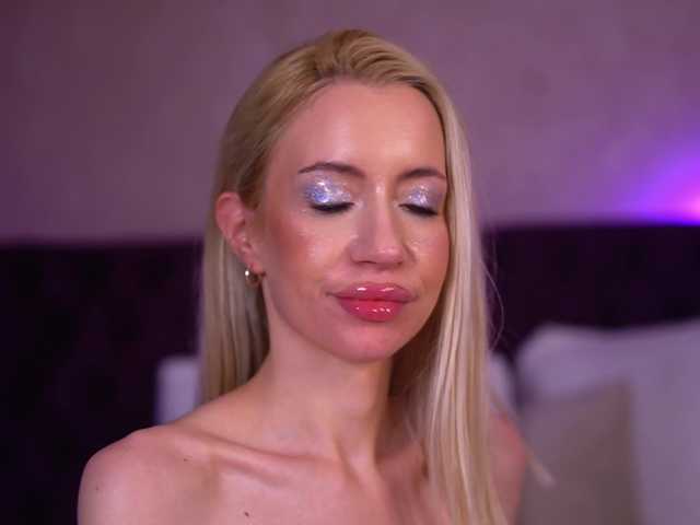 CaseyPosh live cam on BongaCams