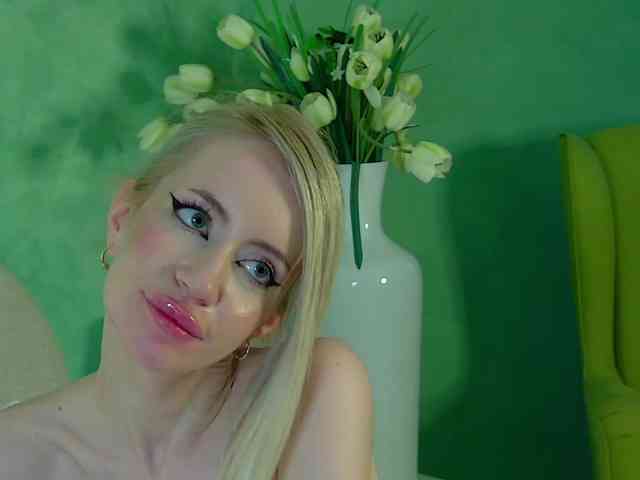 CaseyPosh webcam