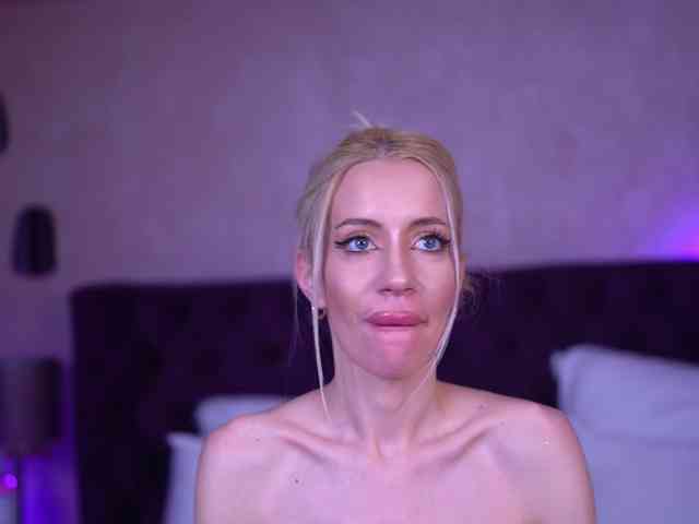 CaseyPosh webcam
