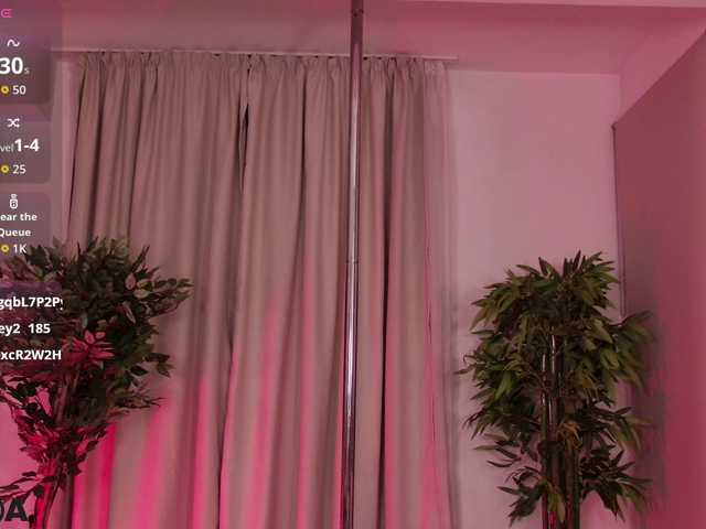 SiellaDolce live cam on BongaCams