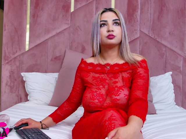 SiellaDolce live cam on BongaCams