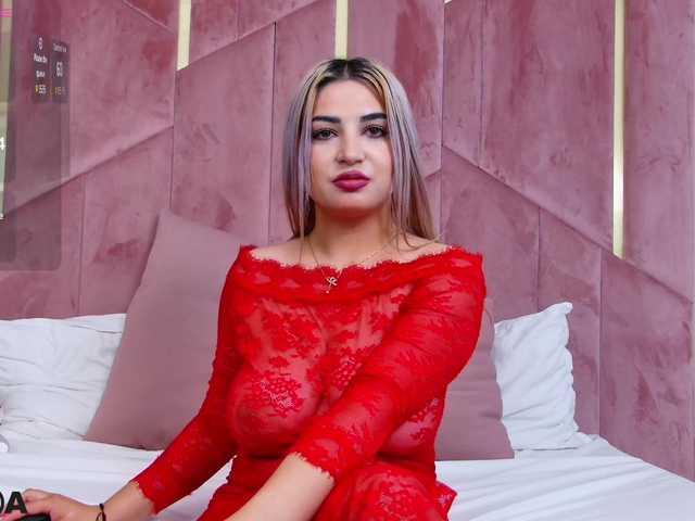 SiellaDolce live cam on BongaCams
