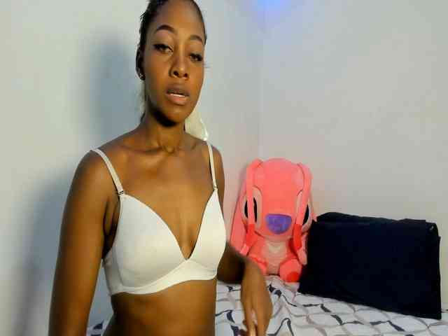 Kiara-moon webcam