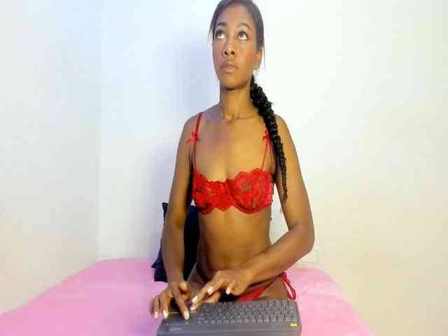 Kiara-moon webcam