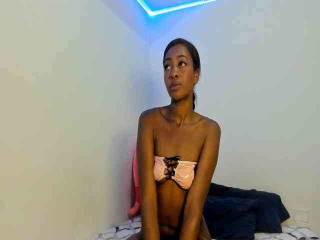 Kiara-moon webcam