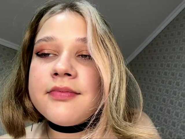 IvoryKranz live cam on BongaCams