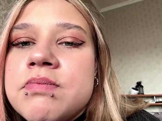 IvoryKranz live cam on BongaCams
