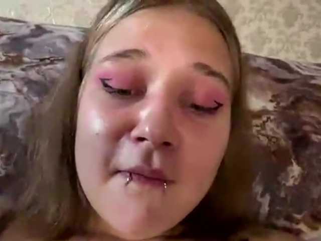 IvoryKranz live cam on BongaCams