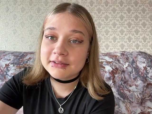 IvoryKranz live cam on BongaCams