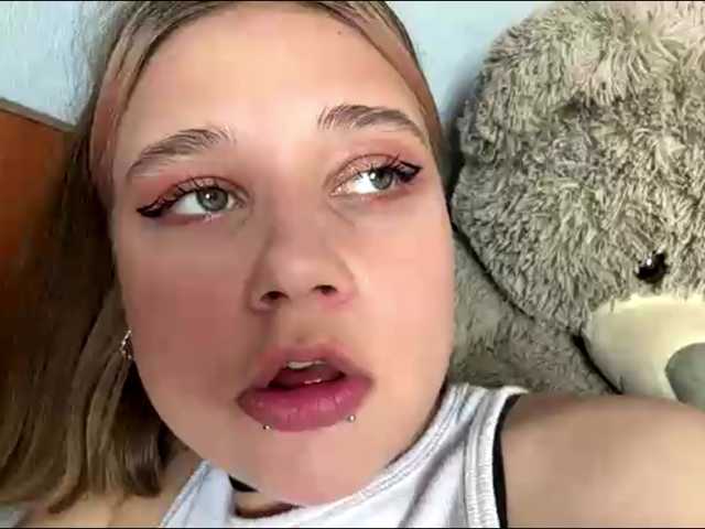 IvoryKranz live cam on BongaCams