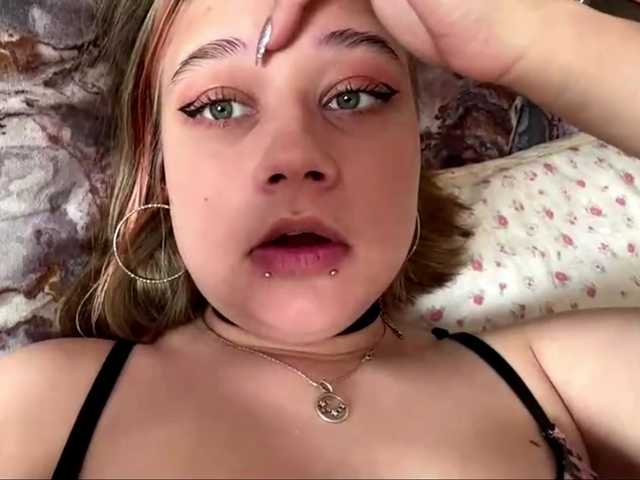 IvoryKranz live cam on BongaCams
