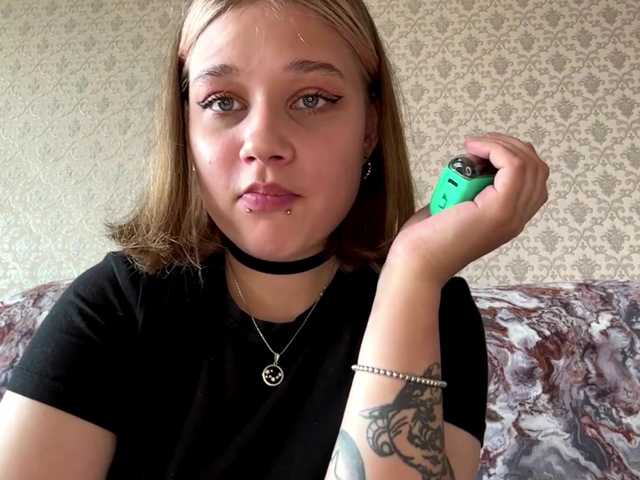 IvoryKranz live cam on BongaCams