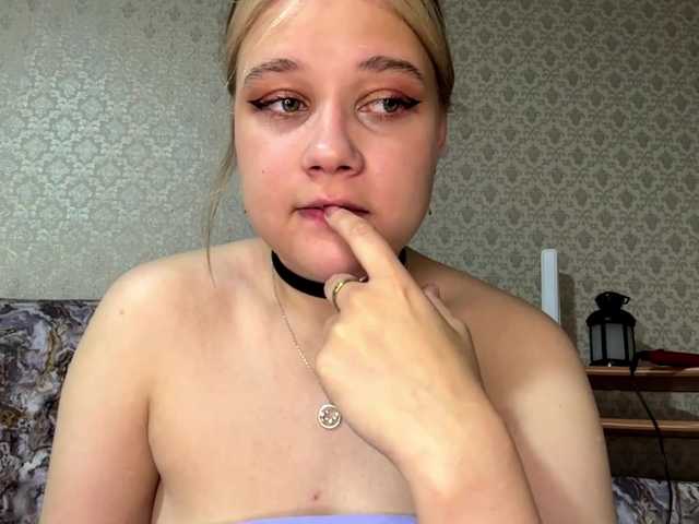 IvoryKranz live cam on BongaCams
