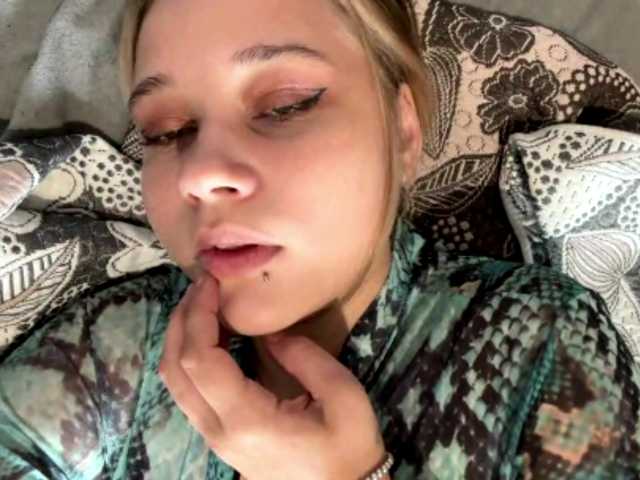 IvoryKranz live cam on BongaCams