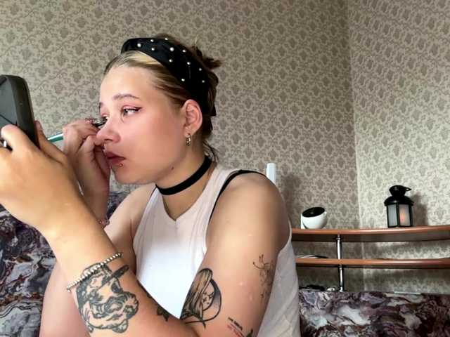 IvoryKranz live cam on BongaCams
