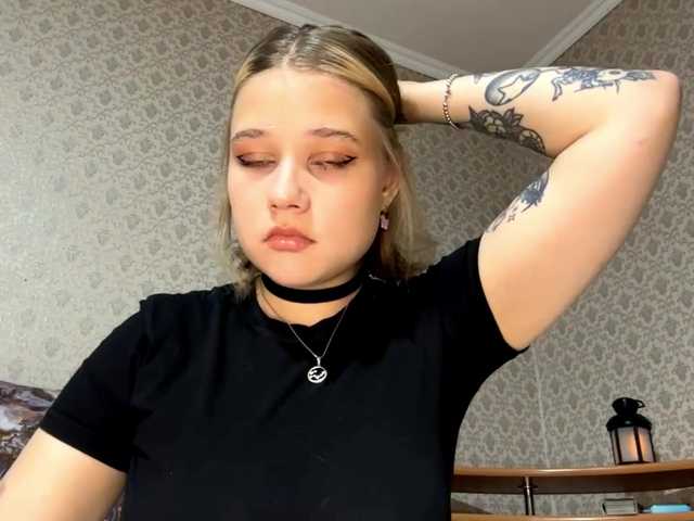 IvoryKranz live cam on BongaCams