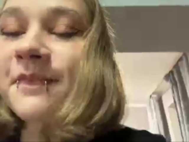 IvoryKranz live cam on BongaCams