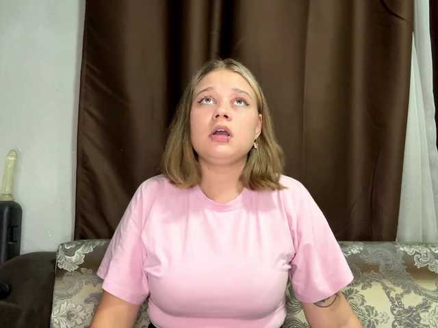 IvoryKranz live cam on BongaCams