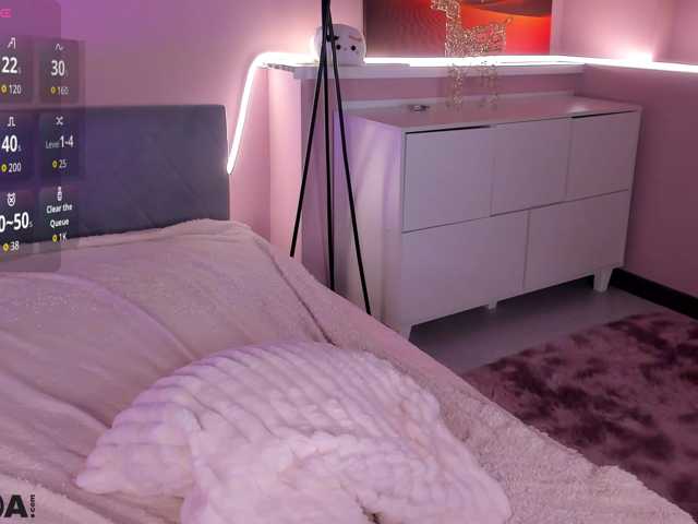 serinella live cam on BongaCams
