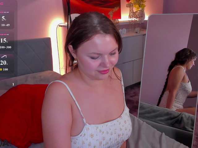 serinella live cam on BongaCams
