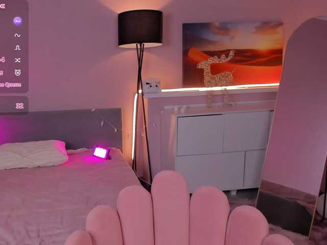 serinella live cam on BongaCams