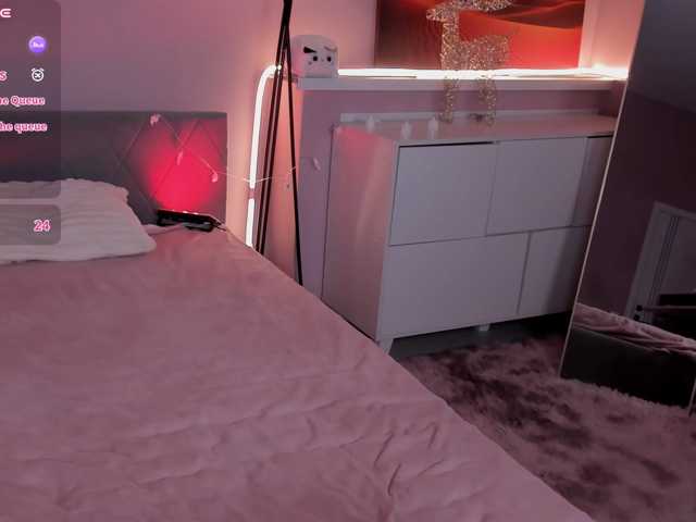 serinella live cam on BongaCams
