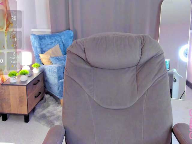 serinella live cam on BongaCams
