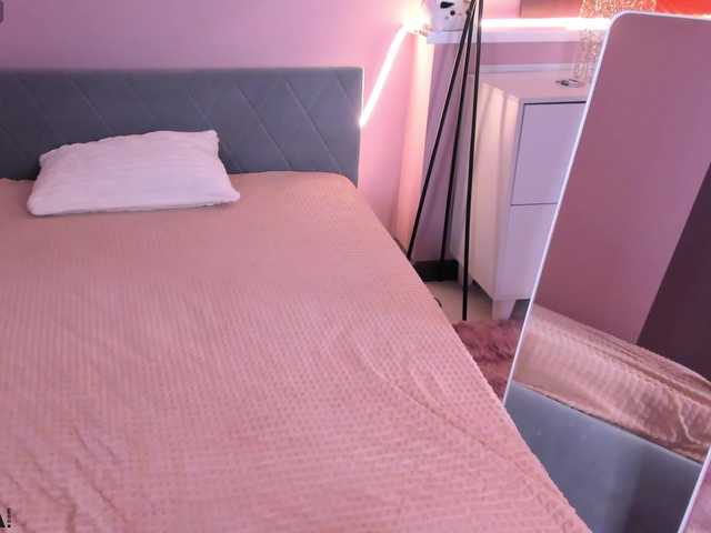 serinella live cam on BongaCams