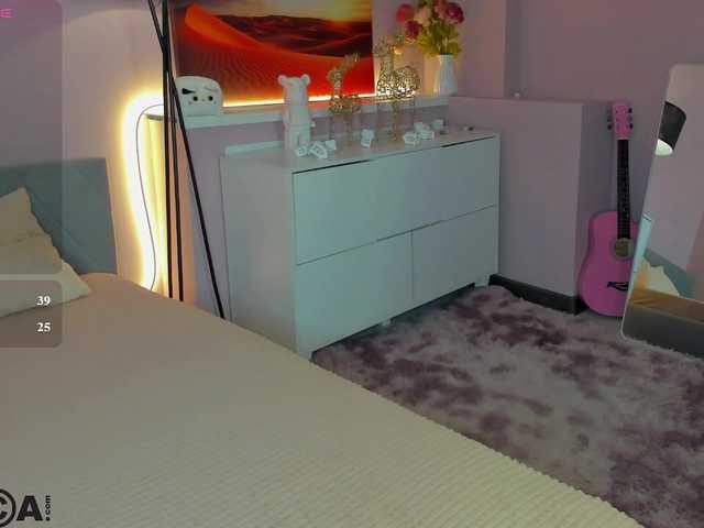 serinella live cam on BongaCams