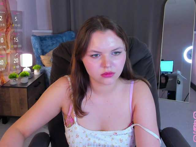 serinella live cam on BongaCams