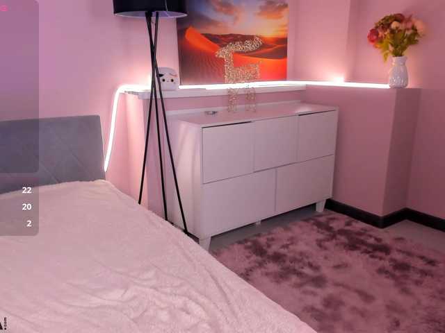 serinella live cam on BongaCams
