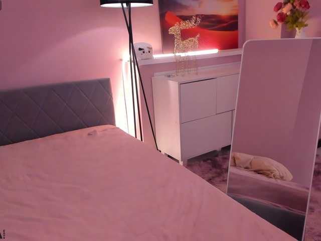 serinella live cam on BongaCams