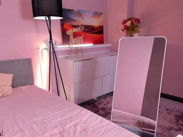 serinella live cam on BongaCams