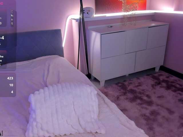 serinella live cam on BongaCams