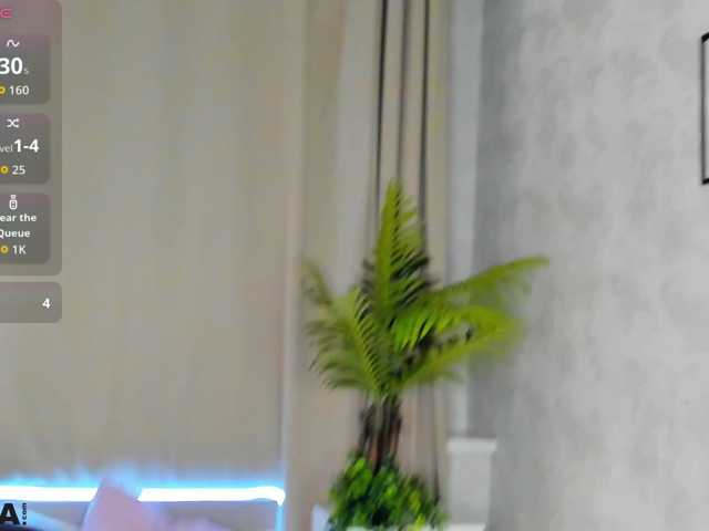 serinella live cam on BongaCams