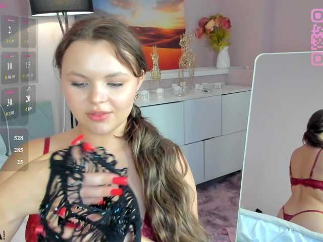 serinella live cam on BongaCams