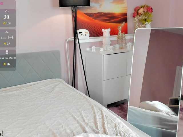 serinella live cam on BongaCams