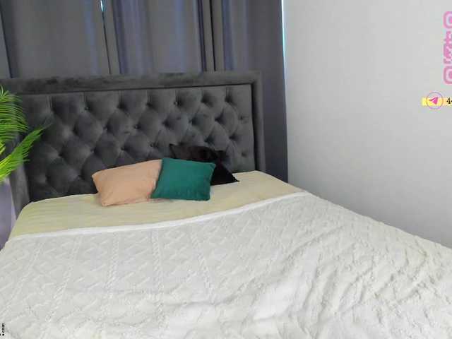 serinella live cam on BongaCams