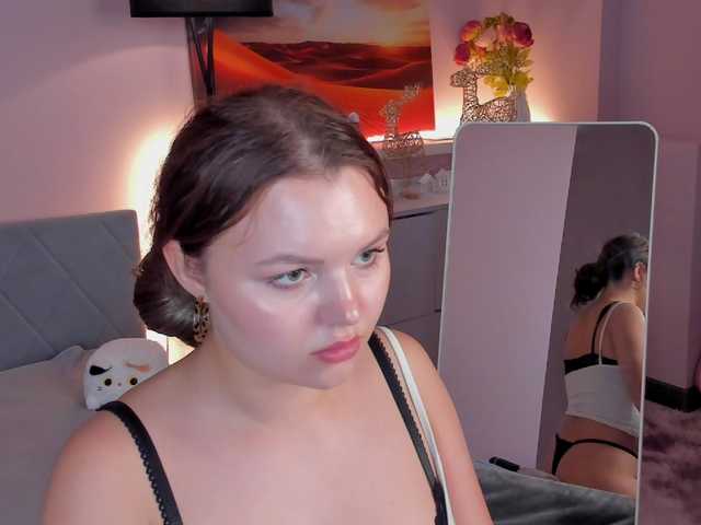 serinella live cam on BongaCams