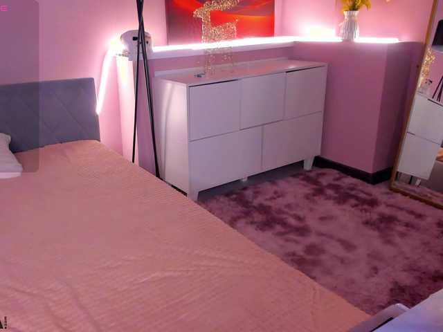 serinella live cam on BongaCams