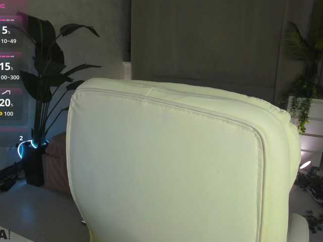 serinella live cam on BongaCams