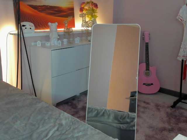 serinella live cam on BongaCams